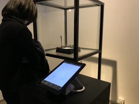 Seeeklab(此刻装置)《书沙台》25 x 225 x 75 H 交互装置 2015
Seeeklab(此刻装置)《书沙台》25 x 225 x 75 H 交互装置 2015