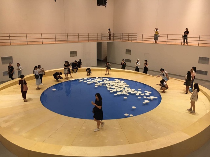 孙啟栋在上海民生现代美术馆策划的“生声不息:塞莱斯特·布谢-穆日诺”
孙啟栋在上海民生现代美术馆策划的“生声不息:塞莱斯特·布谢-穆日诺”