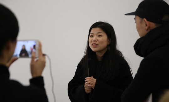 艺术家 李维依
艺术家 李维依