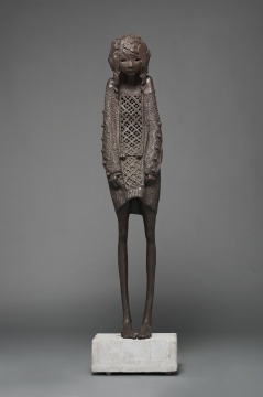 《暖暖》 45×68×184cm 铸铁&水泥 2013
《暖暖》 45×68×184cm 铸铁&水泥 2013