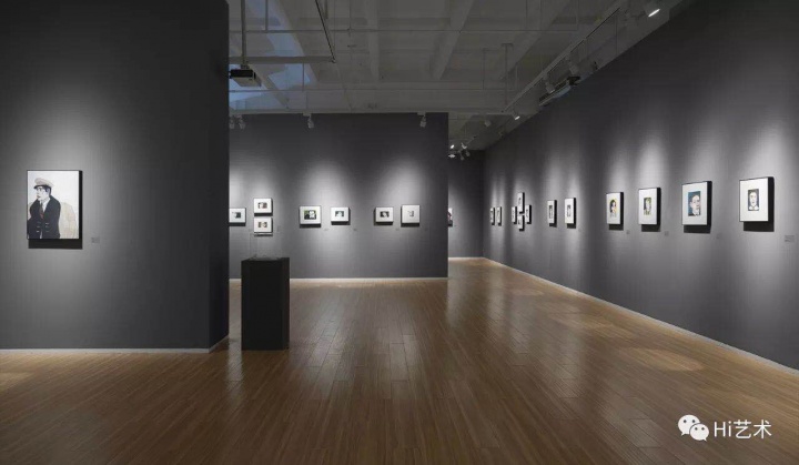 Hi艺术中心,十音个展“灵归”现场 (摄影:董林)
Hi艺术中心,十音个展“灵归”现场 (摄影:董林)