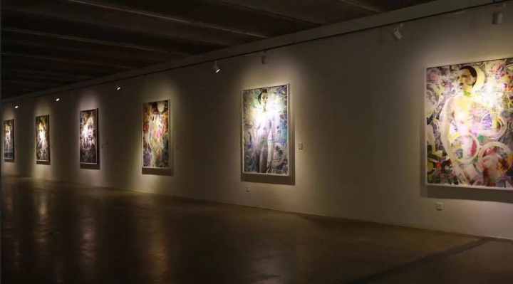 瓦莱丽·蓓琳个展“陈像·蜕变”现场
瓦莱丽·蓓琳个展“陈像·蜕变”现场