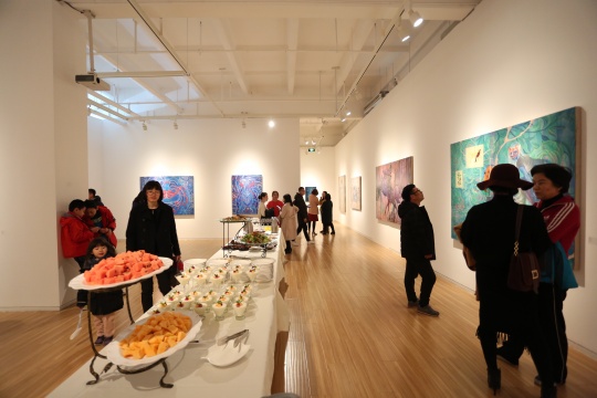 闫威个展“浮世”现场
