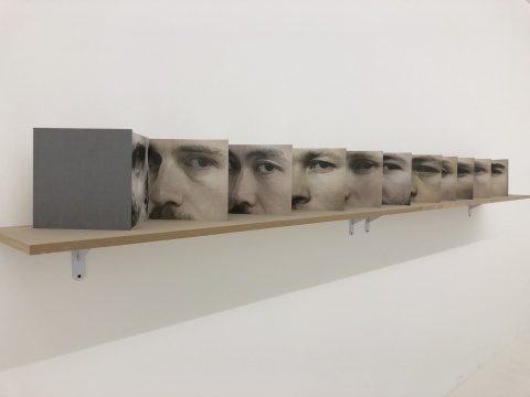 于霏霏 《情人的眼》 23×23cm 艺术家手工折页装帧于伦敦 2016
于霏霏 《情人的眼》 23×23cm 艺术家手工折页装帧于伦敦 2016