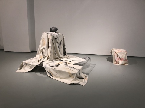 蜂巢砥砺前行五周年,新年启动郭工、于霏霏两个展 蜂巢砥砺前行五周年,新年启动郭工、于霏霏两个展