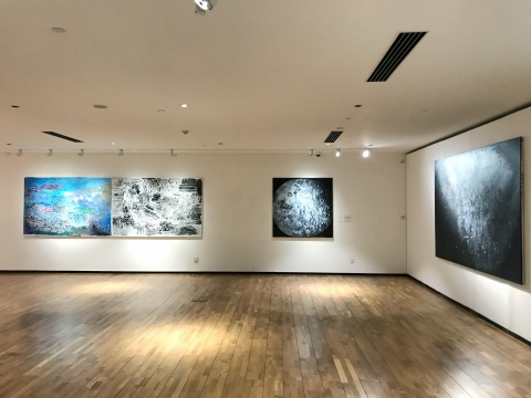 龙美术馆“具象·抽象”，余友涵绘画人生的重庆现场