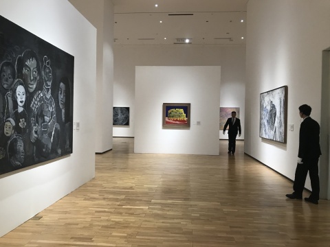 龙美术馆“具象·抽象”，余友涵绘画人生的重庆现场