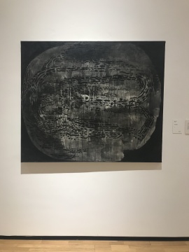 《抽象 1986-5》 布面丙烯 160×130cm 1986年，是余友涵“圆”系列最早的作品

