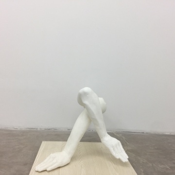 金箔铺就“愚人之旅” 星空间展出康好贤个展 金箔铺就“愚人之旅” 星空间展出康好贤个展