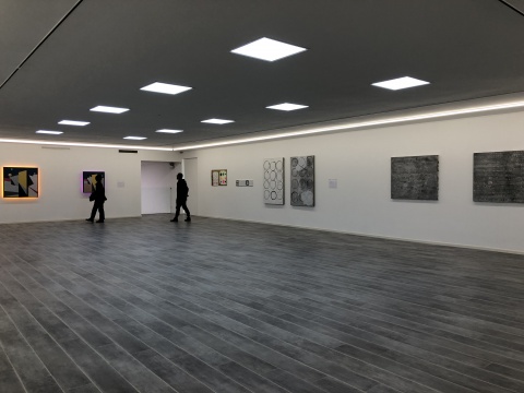 二层展厅右侧作品
