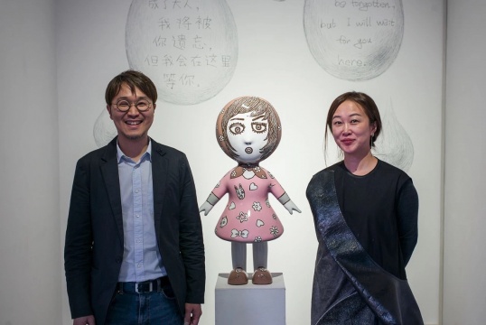 艺术家任泰奎、侨福当代美术馆企划总监金美怜
艺术家任泰奎、侨福当代美术馆企划总监金美怜