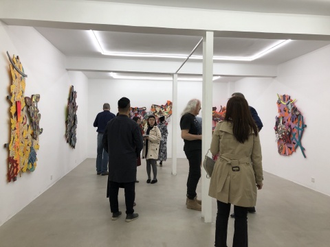 户尔空间迈克尔·唐斯个展 城市景观的“无解形制” 户尔空间迈克尔·唐斯个展 城市景观的“无解形制”
