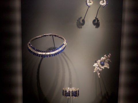 珠宝与艺术的优雅相遇,梵克雅宝典藏臻品回顾展亮相今日美术馆 珠宝与艺术的优雅相遇,梵克雅宝典藏臻品回顾展亮相今日美术馆