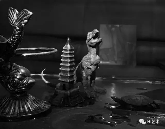 龚辰宇工作室,这是一个属于艺术家个人的“陈列场”
龚辰宇工作室,这是一个属于艺术家个人的“陈列场”