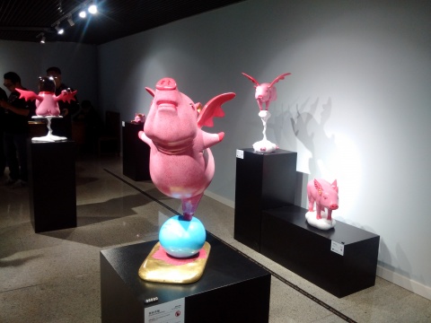 在侨福芳草地，一个属于秦玮鸿的“雕塑王国”