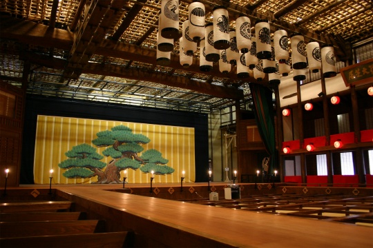 明明可以靠美食和美景出名的日本香川，偏偏还是当代艺术打卡胜地