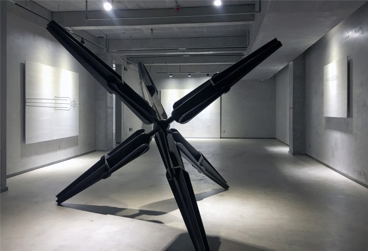 王鲁炎 在边缘的地方,做不边缘的展览 王鲁炎 在边缘的地方,做不边缘的展览
