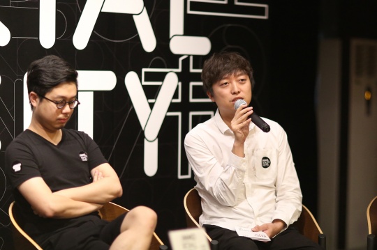 策展人王麟发言
策展人王麟发言