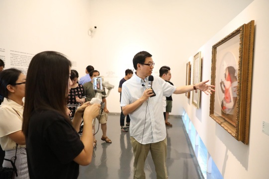 王鲁湘现场导览
王鲁湘现场导览