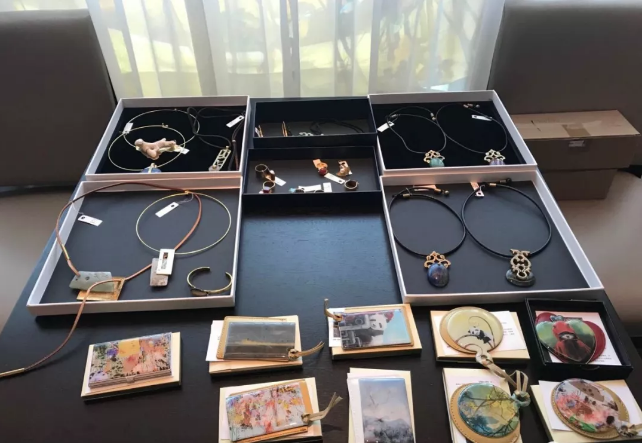 麟角无界设计生活馆展位 房间号605
麟角无界设计生活馆展位 房间号605