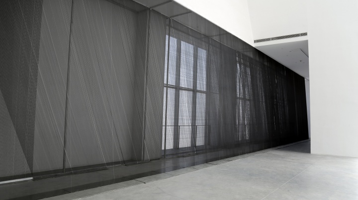 朱小地 《容迹》 10×10×14m(装置)、205×201cm×8(水墨) 2017-2018
朱小地 《容迹》 10×10×14m(装置)、205×201cm×8(水墨) 2017-2018