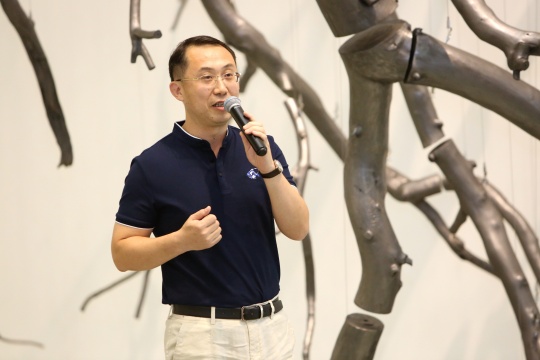 王式廓基金会创始理事、尚诺集团董事长、CEO 杨大勇先生
王式廓基金会创始理事、尚诺集团董事长、CEO 杨大勇先生