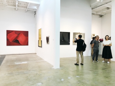 NUOART刘聪个展“回音Time in Reflection”展览现场
NUOART刘聪个展“回音Time in Reflection”展览现场