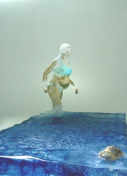 Celebrity, Glass sculpture, 20x34x21 cm, 2009, Masumi Igarashi
