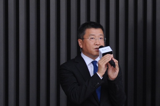 雅昌文化集团董事长万捷致辞
雅昌文化集团董事长万捷致辞