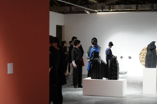 景德镇陶溪川美术馆“72亼”首届邀请展 开启陶瓷与当代艺术的跨界实验 景德镇陶溪川美术馆“72亼”首届邀请展 开启陶瓷与当代艺术的跨界实验