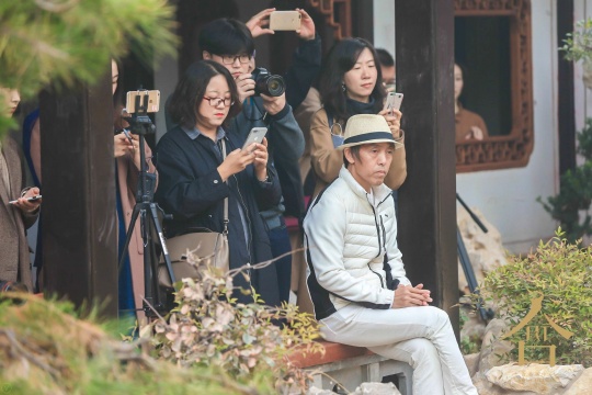 派对现场
派对现场