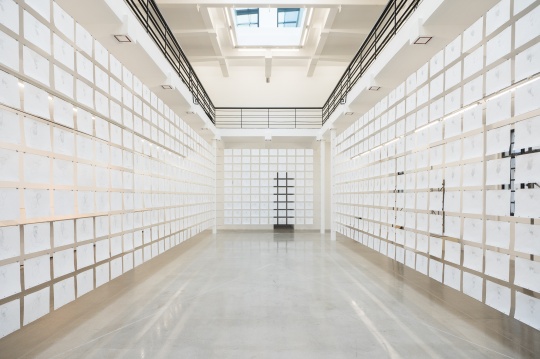 弗朗西斯·埃利斯“消耗”，上海外滩美术馆展览现场
