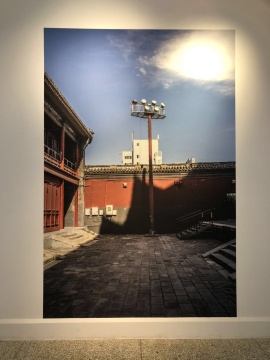 《雍和宫》270×180cm 哑光纸上印刷 5版
《雍和宫》270×180cm 哑光纸上印刷 5版