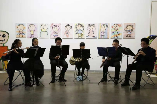 北京青年宫少年管乐团在展览现场表演
北京青年宫少年管乐团在展览现场表演