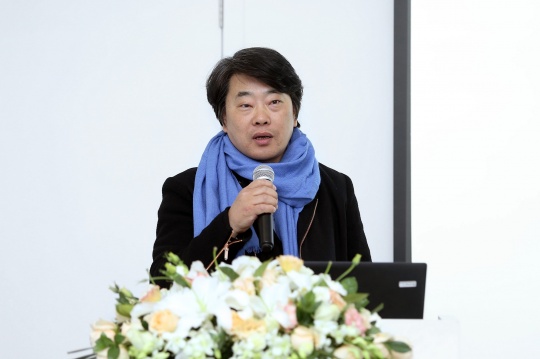 学术委员会代表钱晓鸣
学术委员会代表钱晓鸣