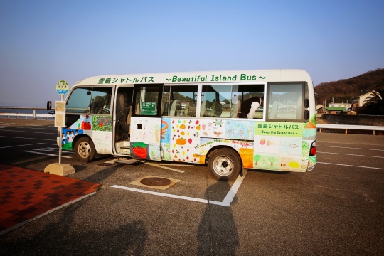 丰岛上的接驳车 ©何海洋摄_瀚和文化提供
丰岛上的接驳车 ©何海洋摄_瀚和文化提供