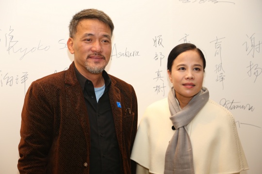 中国参展艺术家向阳和朱哲琴 中国参展艺术家向阳和朱哲琴