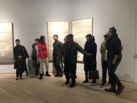 水波流转,以水为水,王牧羽在美博空间“再现”马远 水波流转,以水为水,王牧羽在美博空间“再现”马远