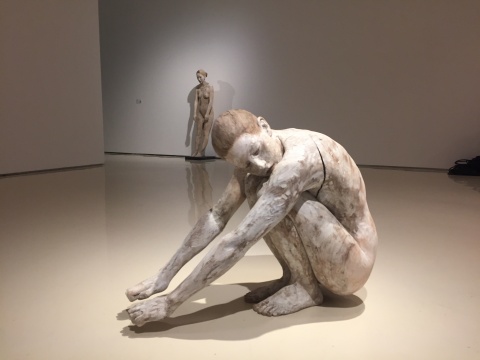 在沉默的旅程中邂逅 布鲁诺·瓦尔波特雕塑亮相中央美术学院美术馆