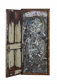 《亚洲地图NO.190120》，纸本综合拼贴，旧门209x91.5cm，2019
