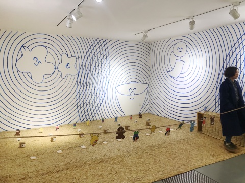 展览现场的套圈游戏
展览现场的套圈游戏