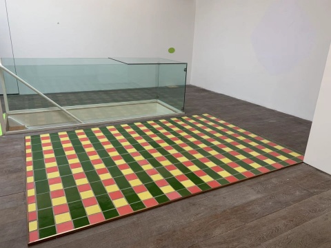 另外两件自下而上的作品
另外两件自下而上的作品