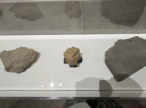 展览现场郭城的“琥珀”系列
展览现场郭城的“琥珀”系列