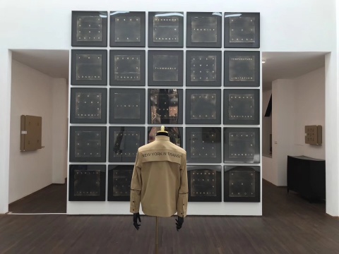 站台中国项目空间dRoom“王将×乌合之众®:隐蔽的幽灵”展览现场
站台中国项目空间dRoom“王将×乌合之众®:隐蔽的幽灵”展览现场