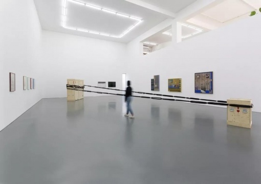 空白空间,展示刘诗园最新录像、装置、绘画及摄影作品
空白空间,展示刘诗园最新录像、装置、绘画及摄影作品