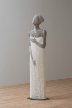 
《望 NO.1》雕塑 165cm ×37 cm ×6cm  纸浆综合材料 2019 1/3版 

