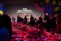 第四届墙报艺术奖名单出炉 “90后”艺术家王智一摘得大奖