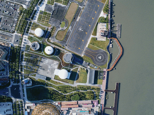在建中的油罐艺术中心
在建中的油罐艺术中心