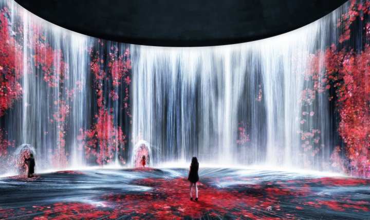 teamLab:油罐中的水粒子世界
teamLab:油罐中的水粒子世界
