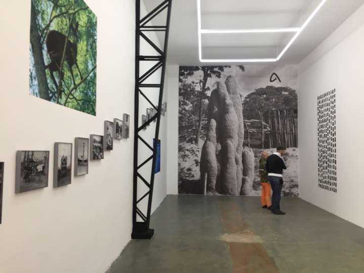 2019年3月,乔空间与天线空间合作推出的刘窗个展“在地宇宙”现场(摄影:吕晓晨)
2019年3月,乔空间与天线空间合作推出的刘窗个展“在地宇宙”现场(摄影:吕晓晨)